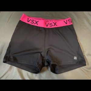 Medium Victoria Sport Shorts